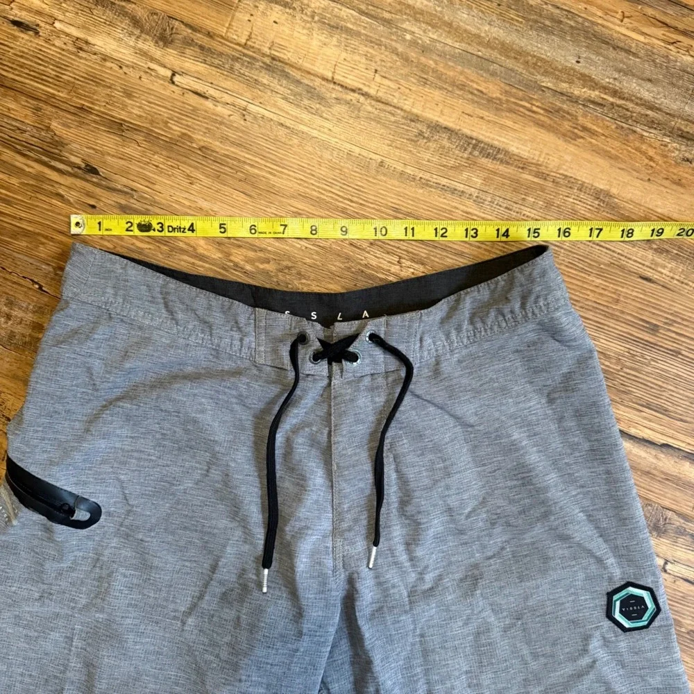 2 Vissla Board Shorts Men 32 Gray Heathered Stretch Surf Trunks Swim Beach